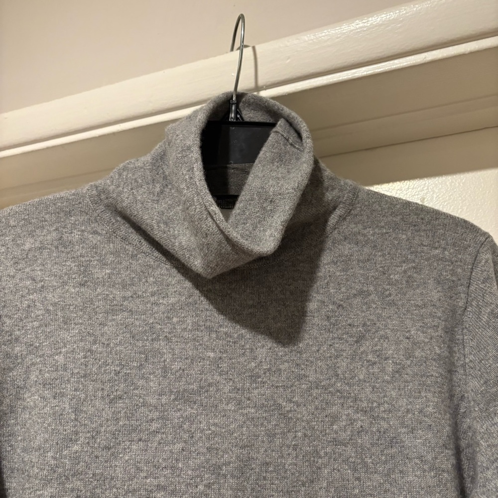 Ca’vagan 100% Cashmere Basic High Neck Sweater Gr… - image 4